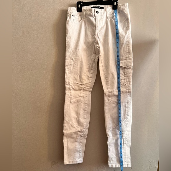 Joe's Jeans White Cargo - Picture 2 of 8